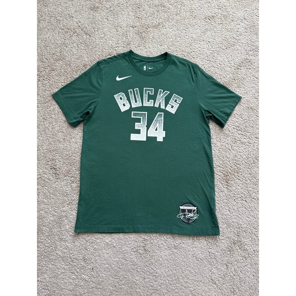 Giannis Antetokounmpo Milwaukee Bucks Nike Men’s Jersey Style Tee Size Large